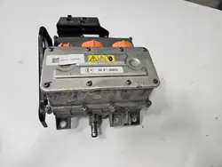 OEM 290105423r batterijlader module Dacia Spring