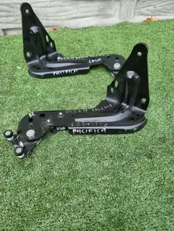 Untere Türrolle OEM CHRYSLER PACYFICA II rechts hinten