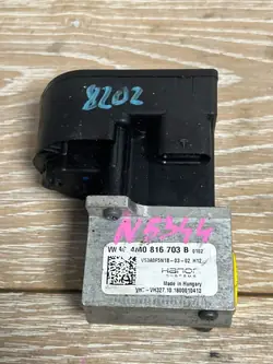 Ilmastointilaajennusventtiili OEM 4M0816703B VW Golfille