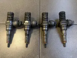 Pompe à injecteur Audi OE 038 130 073 BP d'occasion