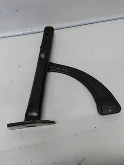 Suporte de cinto dianteiro inferior direito FIAT 500X