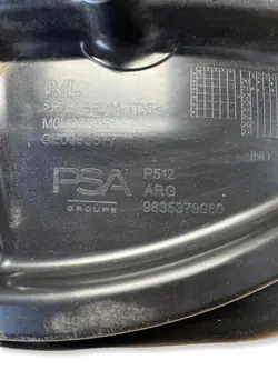 Peugeot 308 III T10 Vasen Taka Pyöränkaari OEM