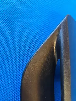 Etupuskurin ritilä oikea OEM 8737280 BMW 2 U06