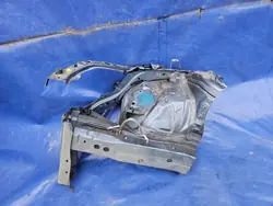 TOYOTA COROLLA E21 Membro Longitudinal Direito OEM