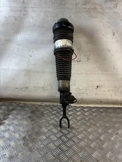 Audi A6 C6 Fram Vänster Luftdämpare 4F0616039P