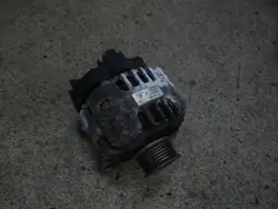 Vaihtovirtageneraattori Renault Clio III OE 77 11 497 091