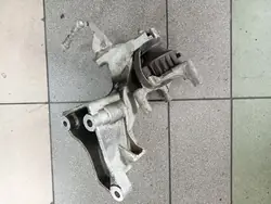 Supporto motore Saab 9-3 II 1.8t 2.0t 2.0T AERO 12756361