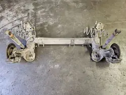 OEM ESH7200 taka-akselipalkki Peugeot 208 2015