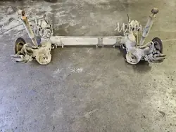 OEM ESH7200 bakaxelbalk för Peugeot 208 2015