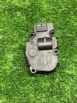 Lämmityksen ohjausventtiili EGP0057 Mercedes-Benz 3.0L diesel