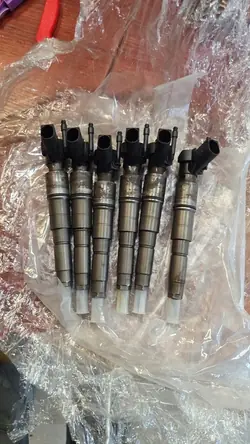 Juego completo de inyectores BMW E90 E60 E83 E70 3.0d 0445115077
