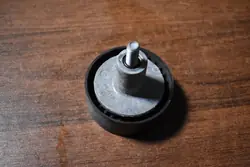 Audi OE Spännare med skruv 06M903341D