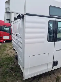 Painel Quarto Cabine Direito MAN TGX OEM Usado