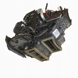 Lämmitys Ford Focus MK3 OEM AV6N19B555AL - Käytetty