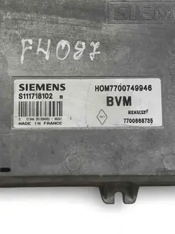 Computador de Motor Renault Clio 1.2 Diesel 7700868735