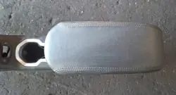 Mittentunnels armstöd Jeep Renegade 17r OEM