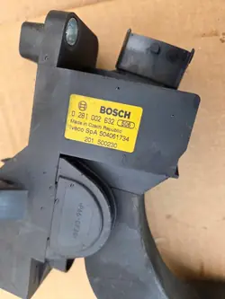 Potenciómetro del Acelerador Iveco Daily III OEM 0281002632