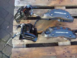 Bremsscheiben & Bremssättel Set OEM 95B615105DB Porsche Macan