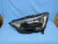 Faros izquierdo Audi Q3 83A LED completo Europa