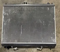 Radiateur Mitsubishi Pajero 3.5 V6 MB890951 MR968286