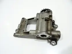Käytetty BMW öljypumppu OEM 7789838 E60 535d
