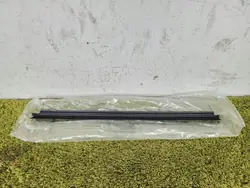 OEM A1677251800 Frontrechte Türglasleiste Mercedes GLE