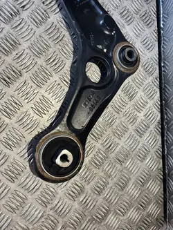 Bras de Suspension Gauche Renault Megane IV, Fluence 545056560R