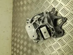 Moottorin kiinnike OEM 8B3 399 153 BB Audi Q5:lle