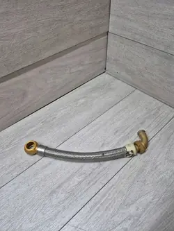 Jäähdytinletku Ferrari 458 OEM 150011 - Käytetty