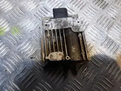 Polttoainepumpun ohjain OEM 7P0906093A VW Touareg