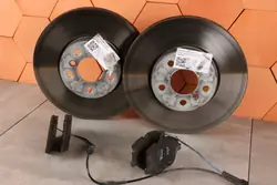 Disques et plaquettes avant OEM 6891079 307x24mm