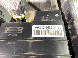 Filtro de carvão Ford Mustang VI 2016 OEM FR3C9E857A