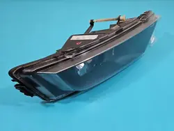 Farol Direito Skoda Octavia III