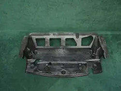 Cubierta inferior radiador OEM 4G43-8052-AH SSC Aston Martin DB9