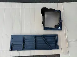 Rejilla de ventilación Land Rover Defender L663 OEM L8B28475AC