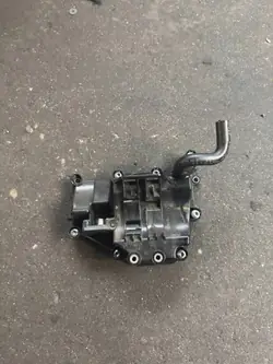 Separador de óleo Audi OEM 04C103464L para A3 8V 1.4 TSI