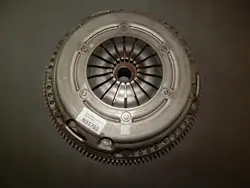 SKODA OEM 04C141025D Volant Bimasse Occasion