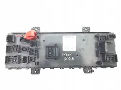 Volvo sulakekotelo OEM 21939408 - Käytetty