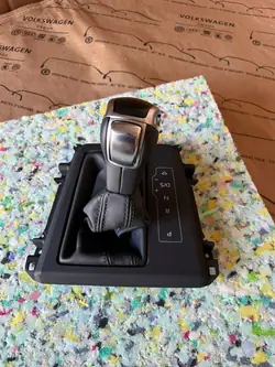 Audi Q3 Vaihteenvalitsin OEM 83B713463A 2019-2024