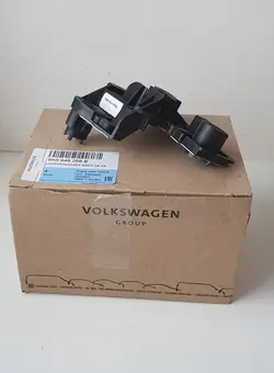 Hållare för bakljuslampa höger AUDI A4 B8 Sedan OEM