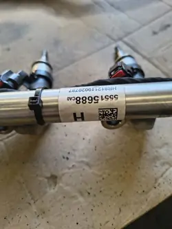 GM OEM 55515688 Inspuitrail voor Opel Astra K
