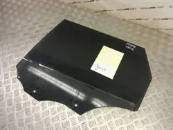 Land Rover Heckscheibe OEM SKE28513 Linke Seite