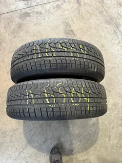 Hankook Winter i*cept evo2 SUV 215/70R16 100T