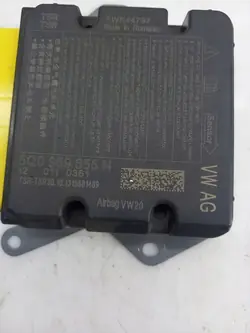 Depósito de líquido limpiaparabrisas Audi A3 8V 5Q0955448AE