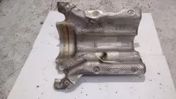 Mercedes lämpösuoja OEM A2124700147 CLS W218:lle