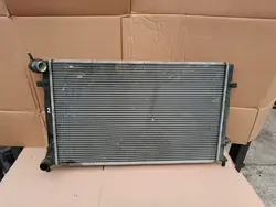 Radiador de agua VW GOLF 6 PASSAT B7 SEAT SKODA AUDI 1.6 MPI
