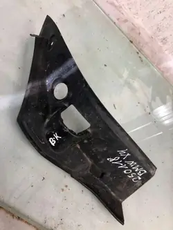 Cobertura de farol traseiro esquerdo BMW OEM 22677510 - Usado