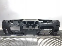 OEM 681000035R Salpicadero Renault Master III