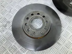 Disque de frein avant Volkswagen OE NA d'occasion