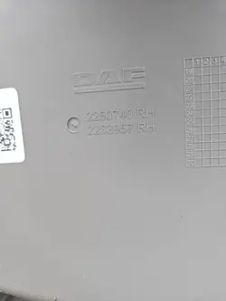 DAF XG Rechte Türverkleidung OEM 2250740 - Gebraucht
